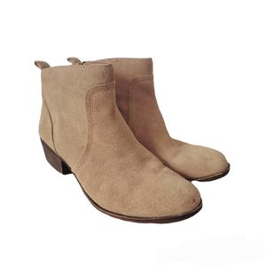 Lucky Brand suede taupe 8.5 ankle boots